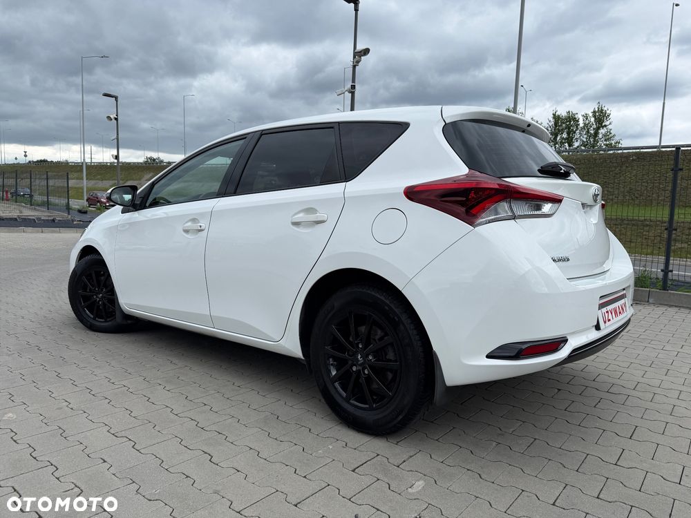 Toyota Auris 1.33 VVT-i Active - 15
