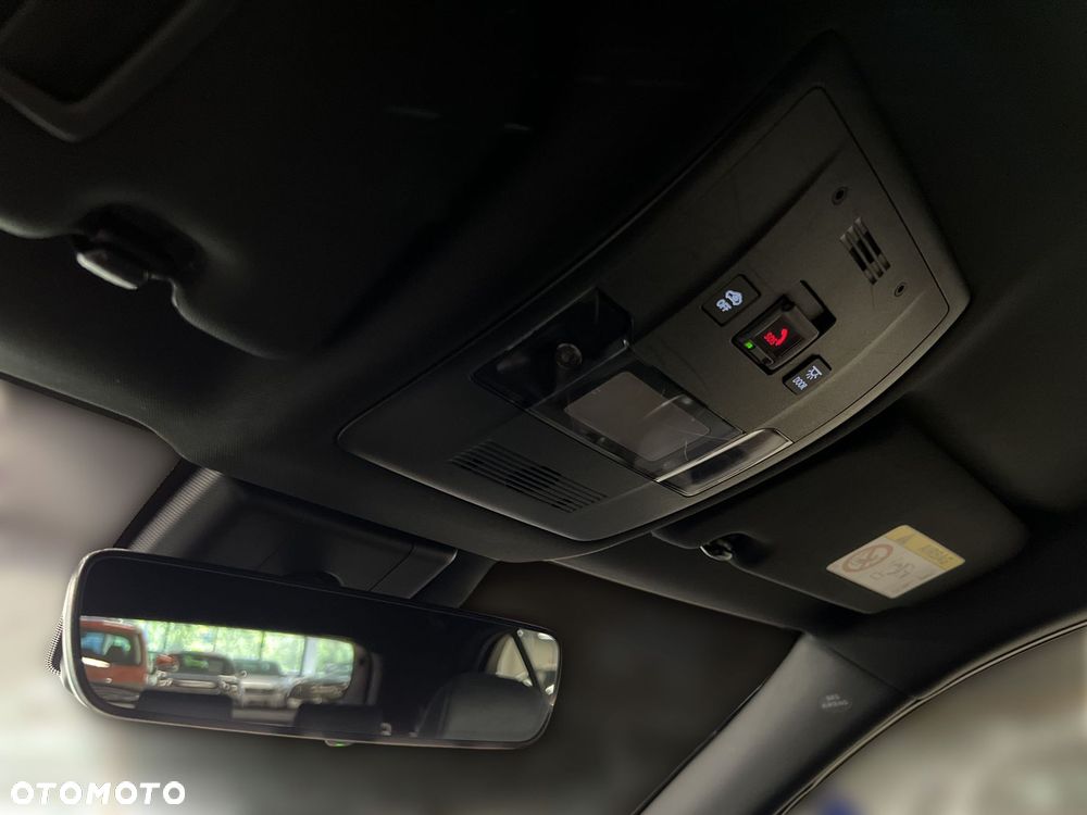 Lexus UX 200 GPF Business Edition 2WD - 31