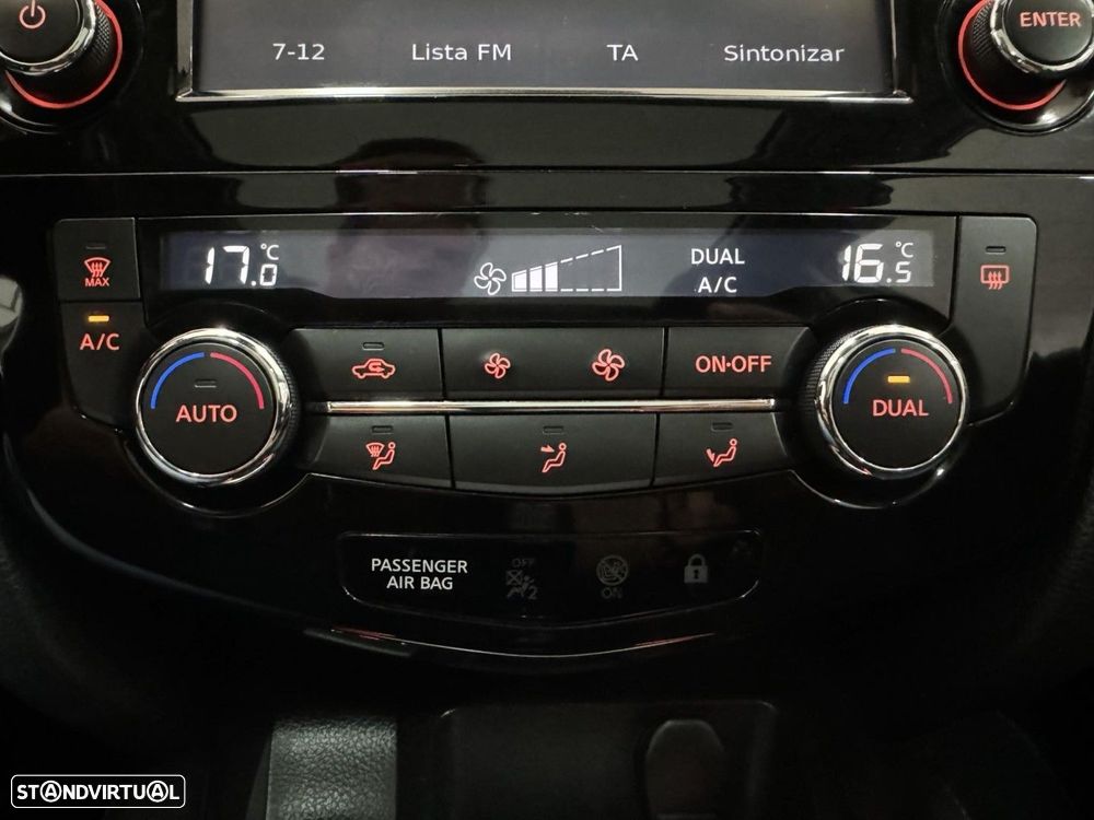 Nissan Qashqai 1.5 dCi N-Connecta - 17
