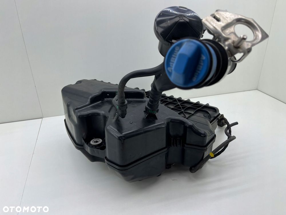 MERCEDES W205 2.2 CDI ZBIORNIK ADBLUE KOMPLETNY A2054700300 A0994710475 - 1