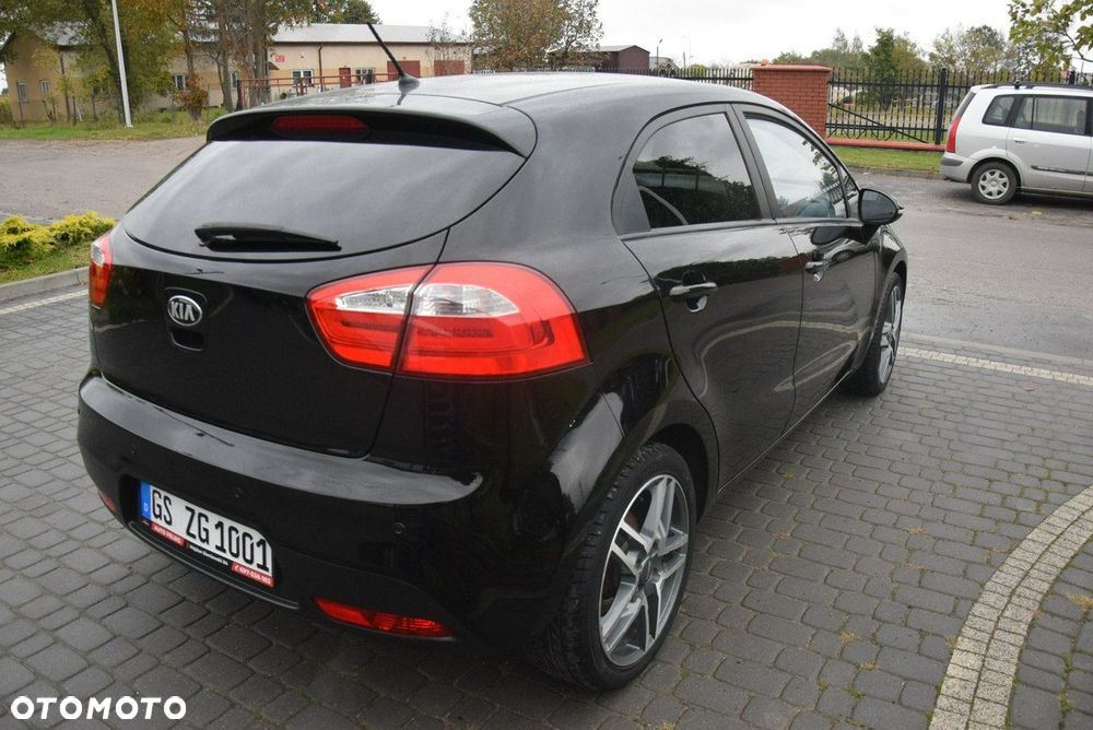 Kia Rio 1.2 Attract - 9