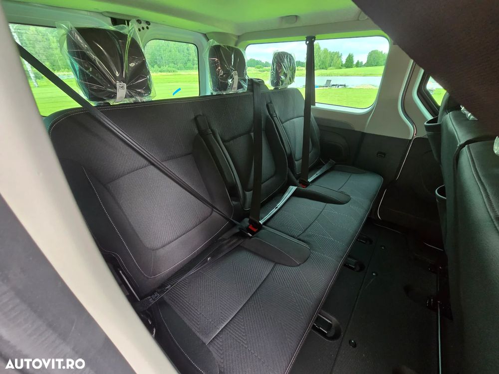 Renault Trafic - 22