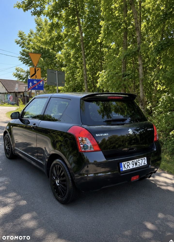 Suzuki Swift 1.3 Classic - 2