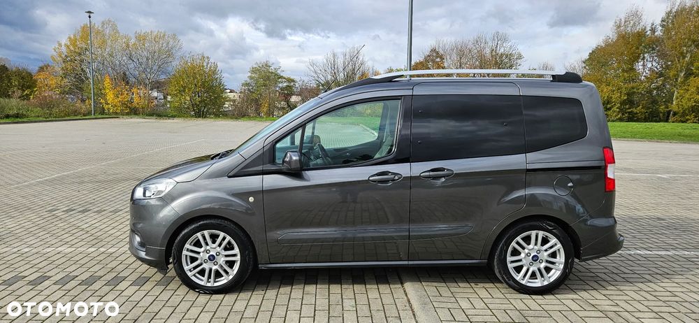 Ford Tourneo Courier 1.5 TDCi Titanium - 20