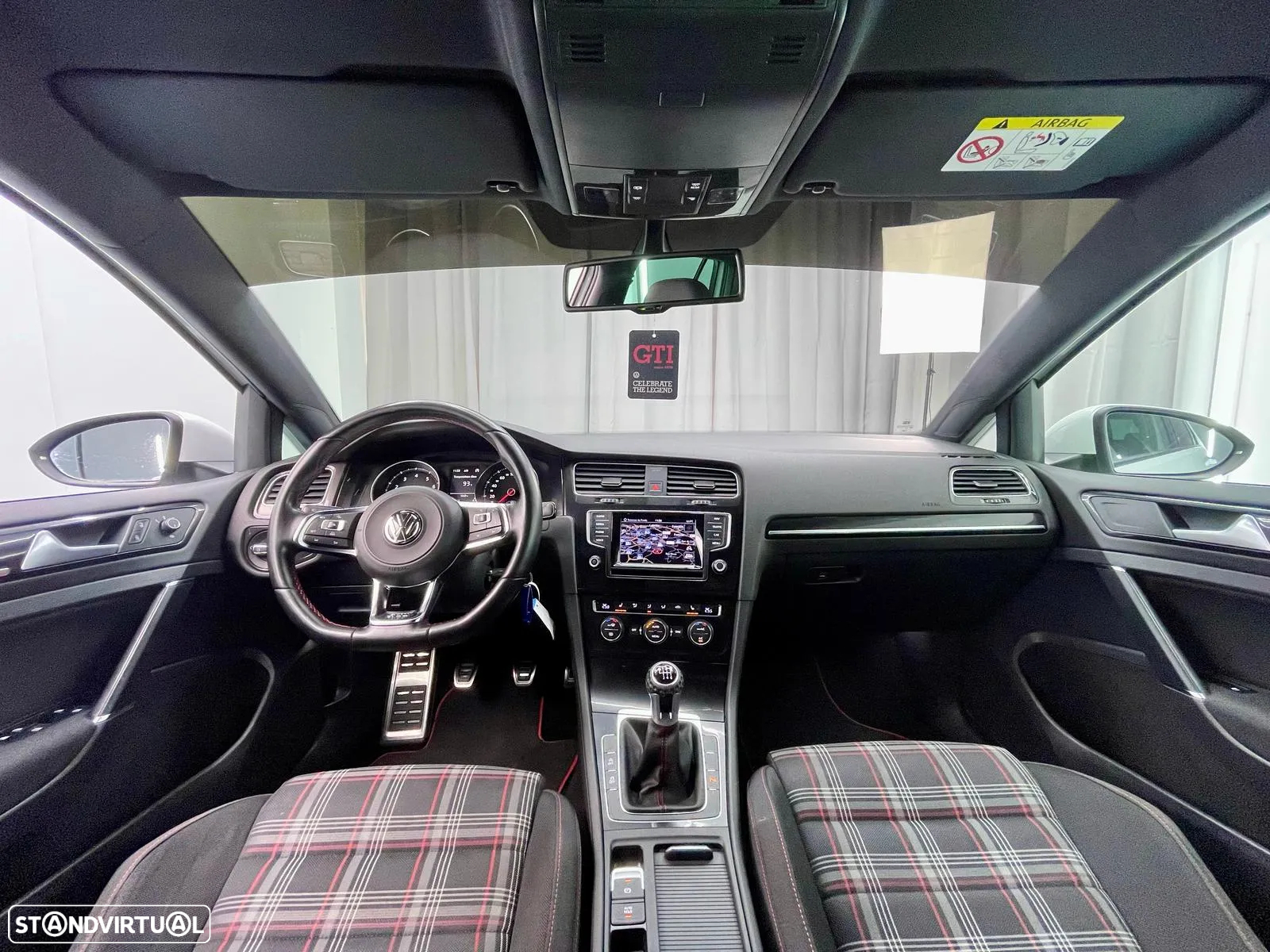 VW Golf 2.0 TSi GTi - 14
