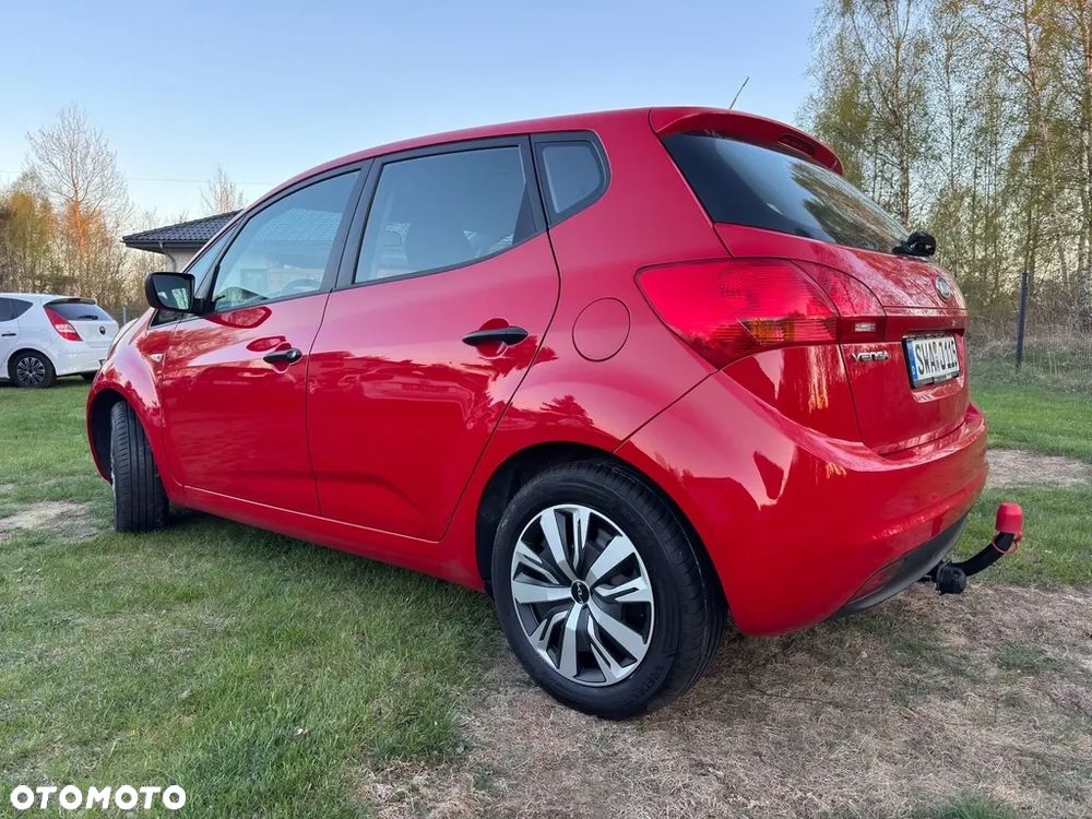 Kia Venga 1.4 CVVT Vision - 4