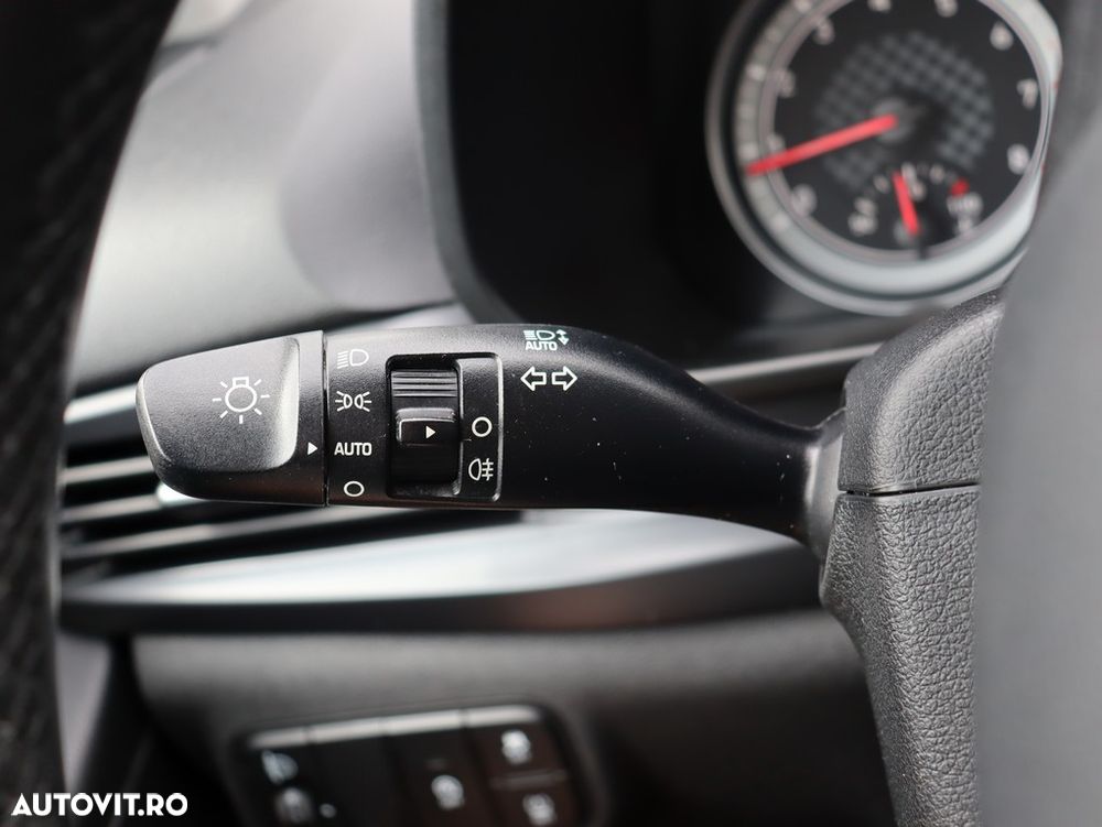 Hyundai i20 - 17