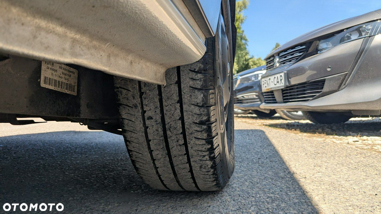 Opel Vivaro - 39