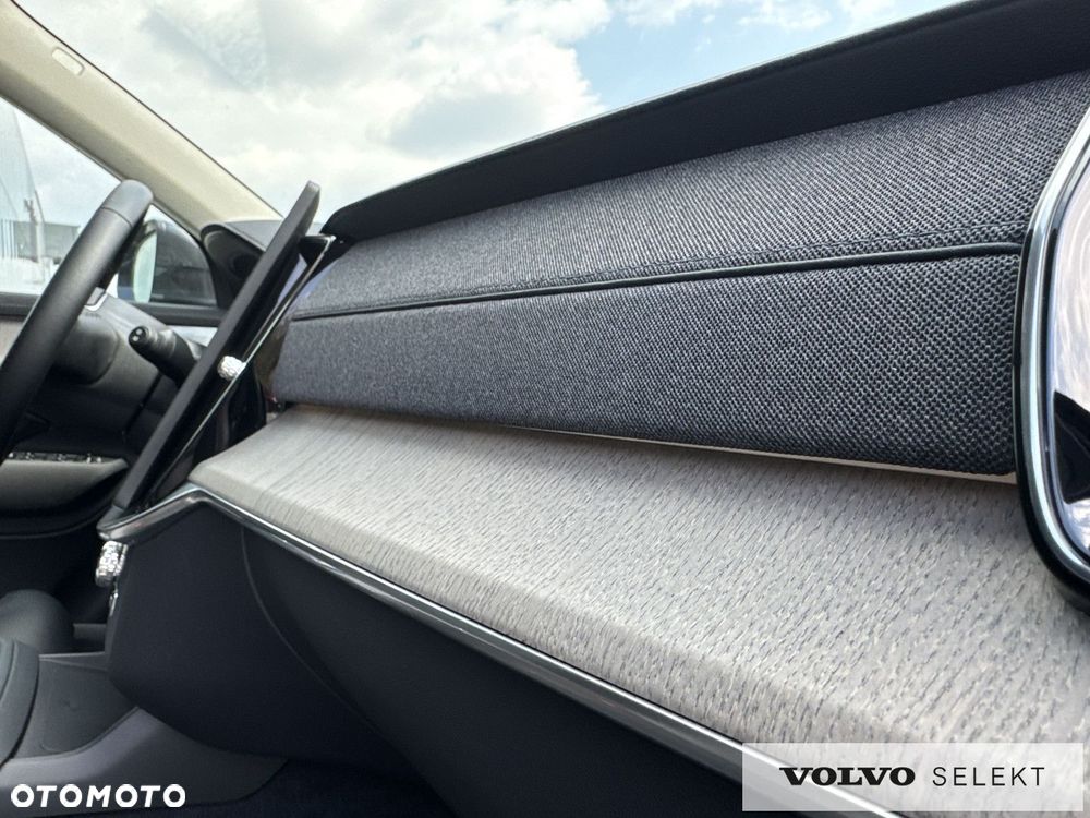 Volvo XC 90 - 21
