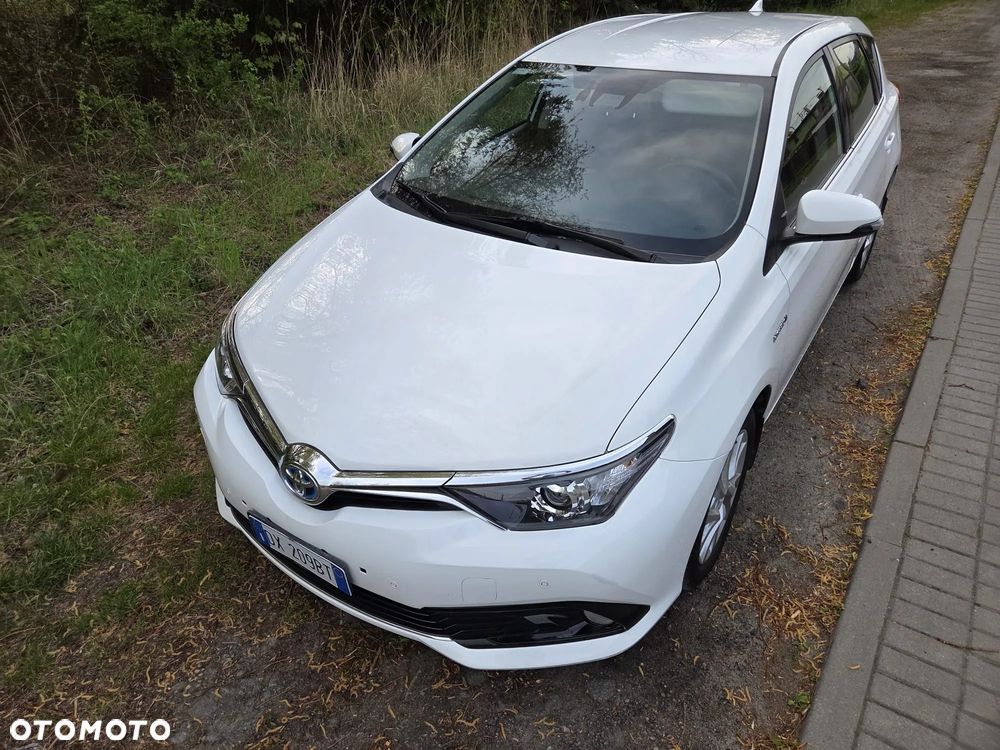 Toyota Auris - 2