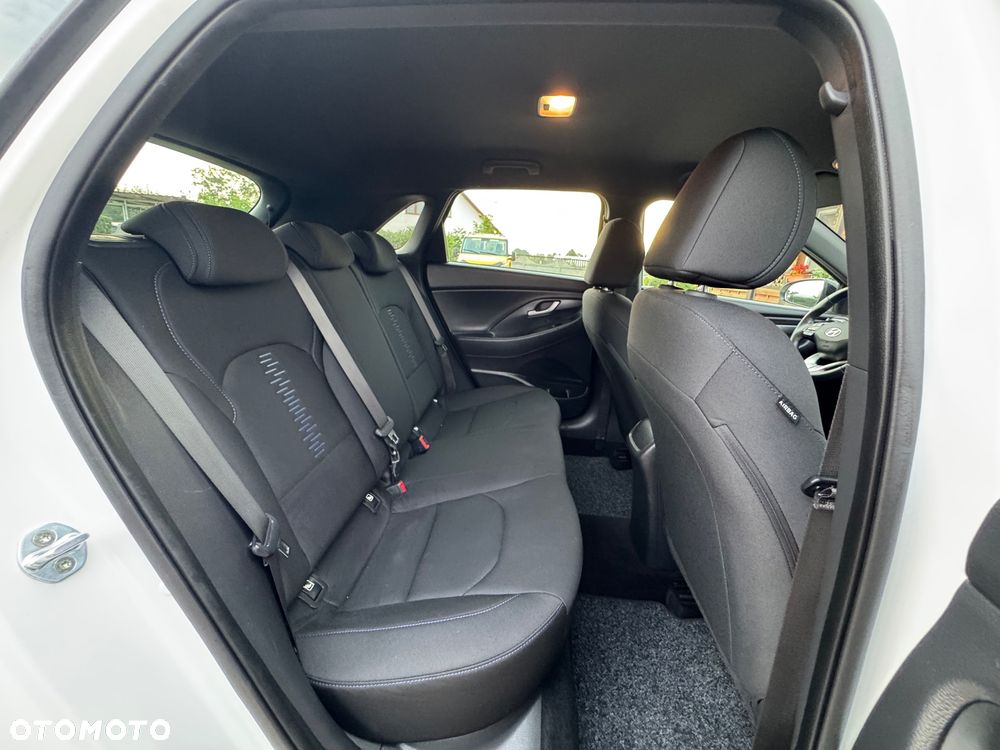 Hyundai i30 1.4 Passion Plus - 23