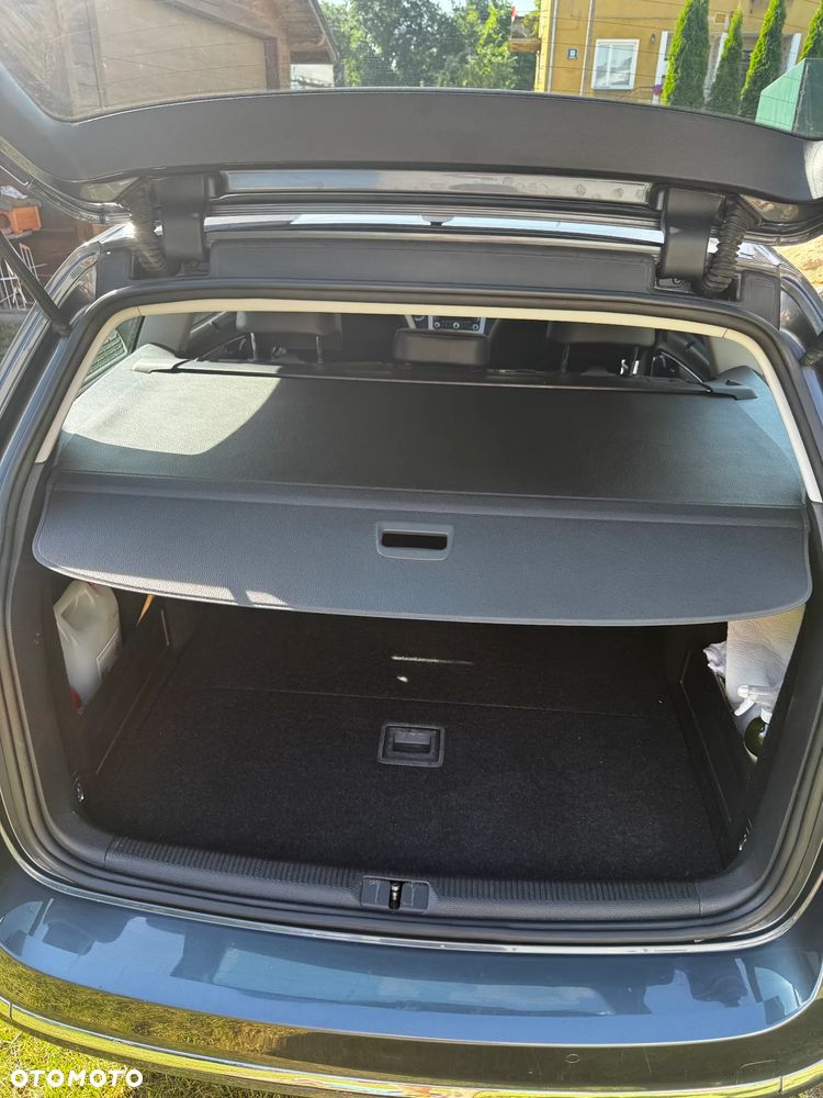 Volkswagen Passat 2.0 TDI Highline - 9