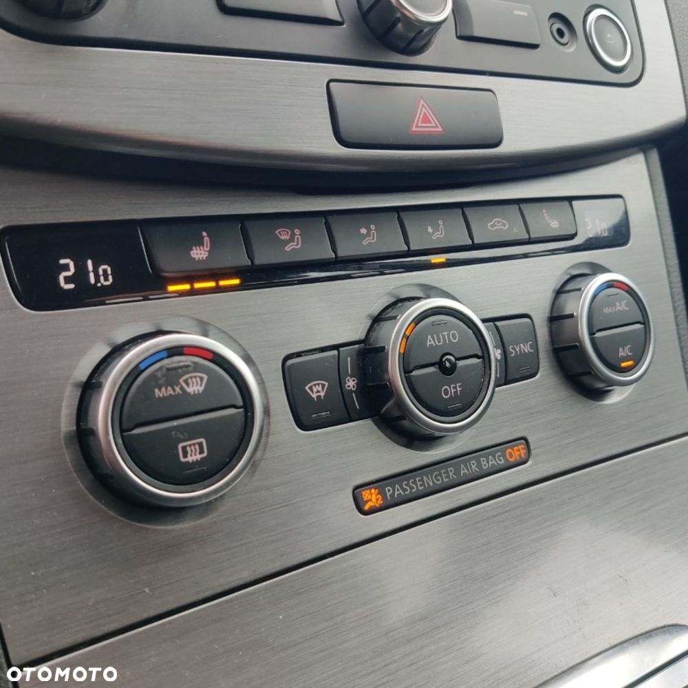 Volkswagen Passat - 29