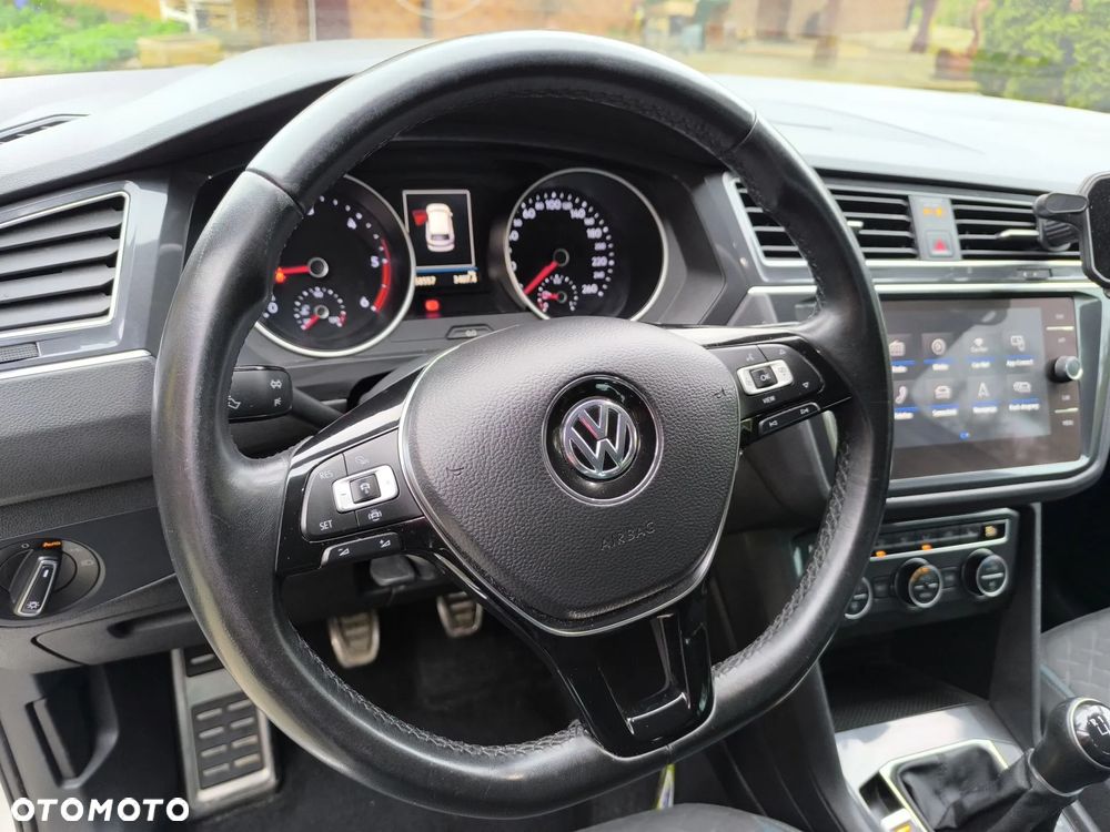 Volkswagen Tiguan 2.0 TDI SCR IQ.DRIVE - 9