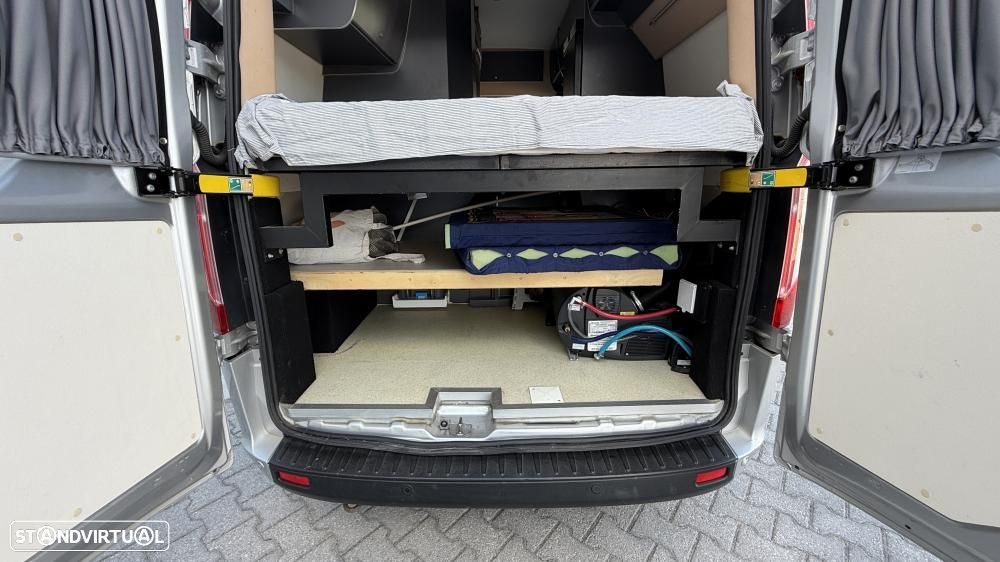 Ford Transit Custom autocaravana com duche - 10