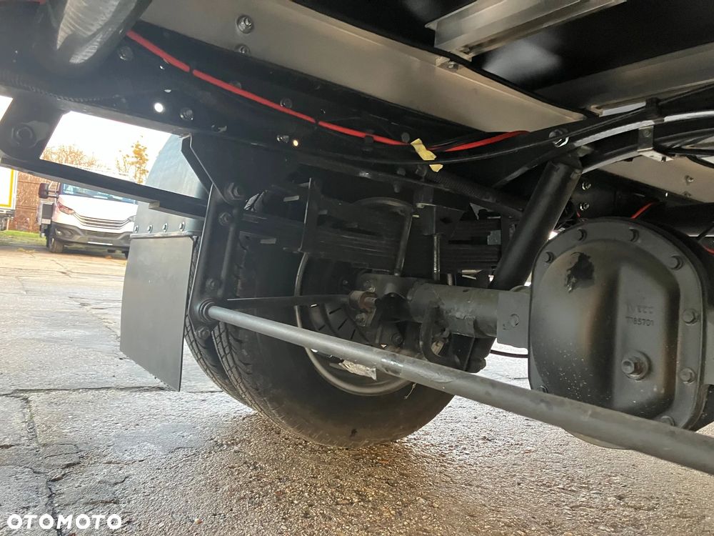 Iveco 3.0 Daily 35C18 kontener winda 750kg - 12