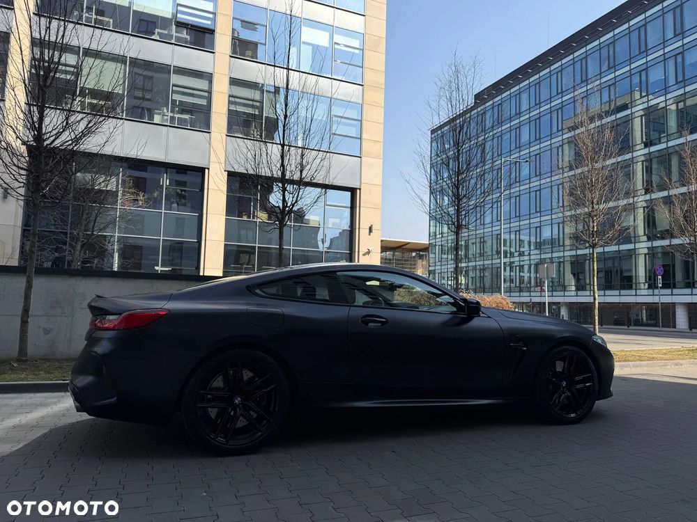 BMW M8 - 8