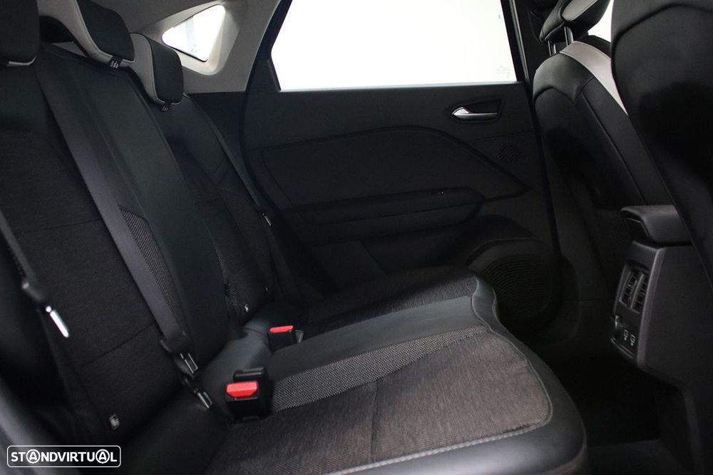 Renault Captur 1.0 TCe Techno Bi-Fuel - 23