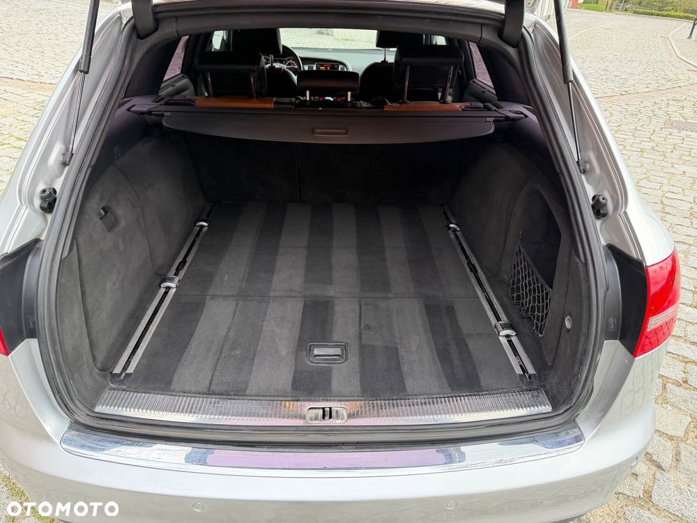 Audi A6 Avant 3.0 TDI DPF quattro tiptronic - 25