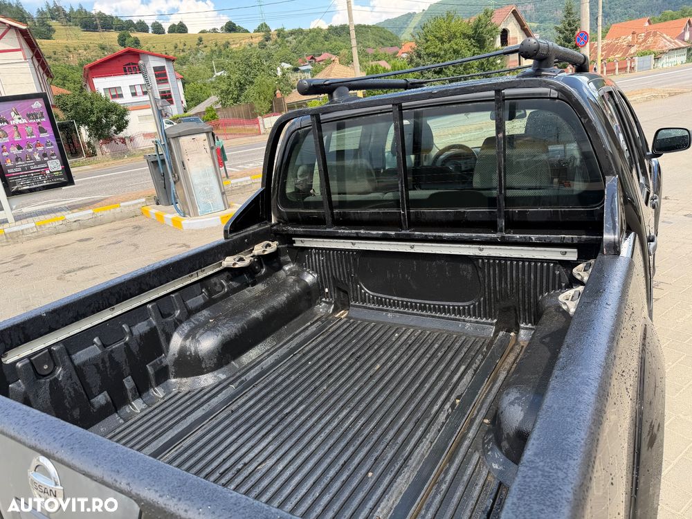 Nissan Navara 2.5 dCi DPF 4X4 Double Cab SE - 14
