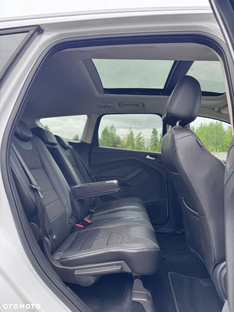 Ford Kuga 1.6 EcoBoost 2x4 Individual - 31