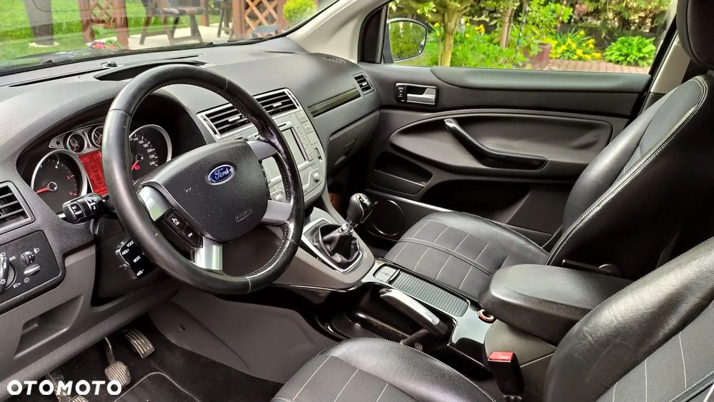Ford Kuga 2.0 TDCi 2x4 Individual - 10