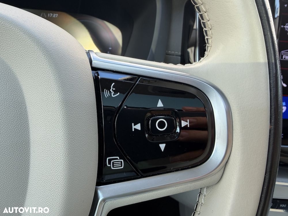 VOLVO XC60 2021 — imagine 21