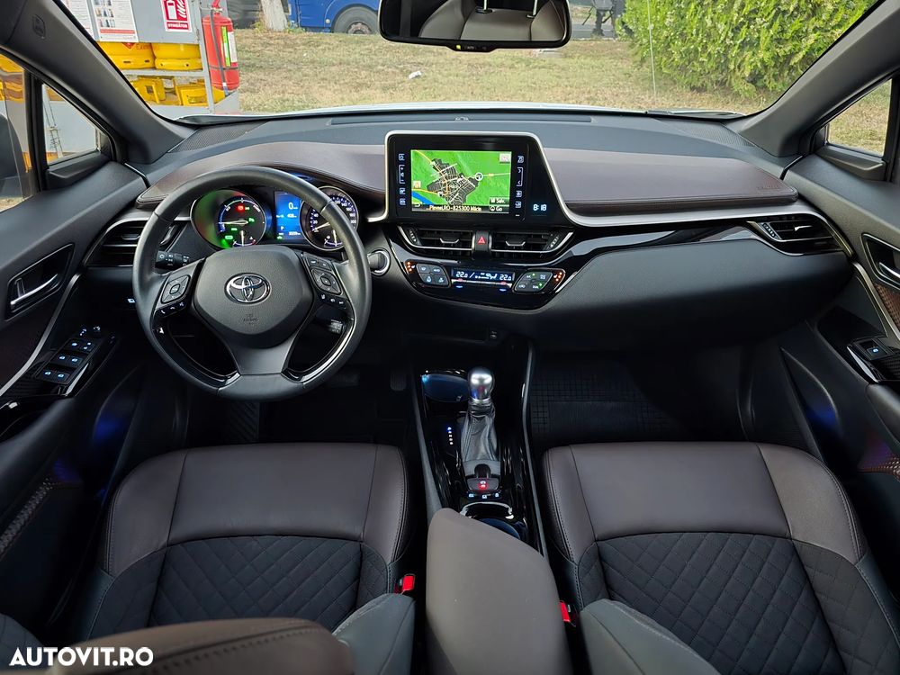 Toyota C-HR Lounge - 6