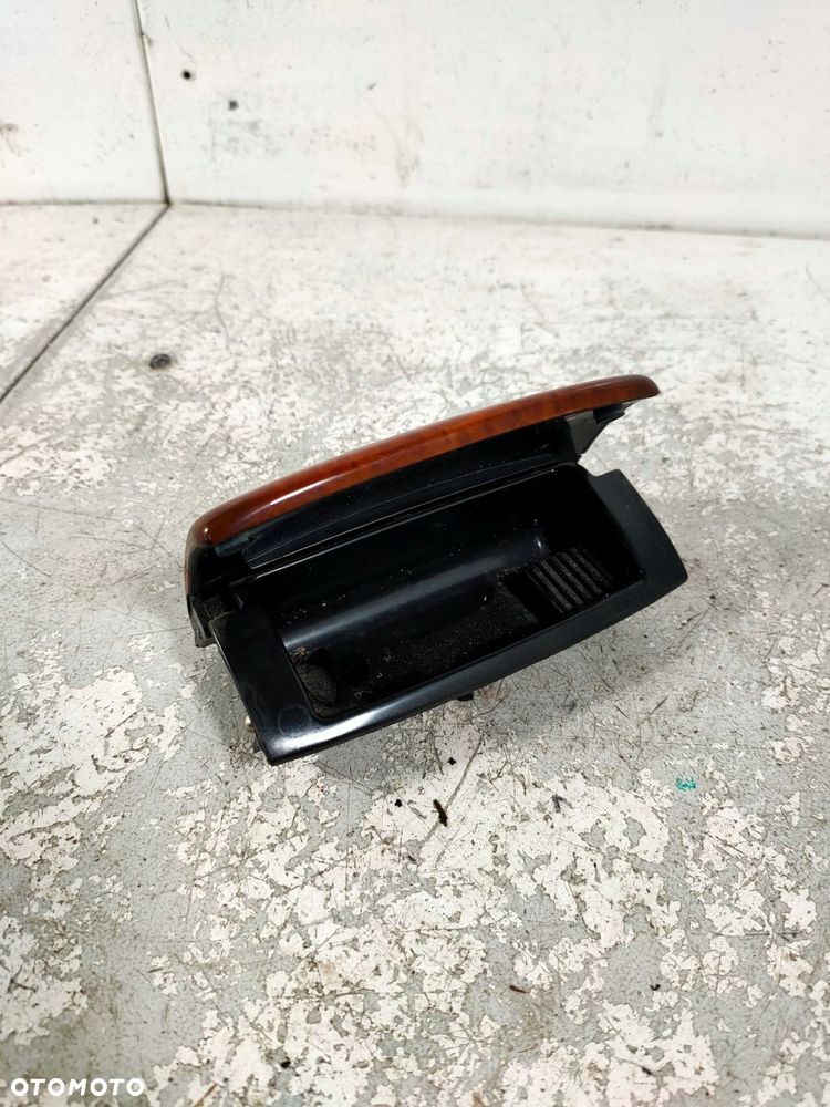 tylna środkowa popielniczka 8e0857961m audi a4 b7 drewno - 2