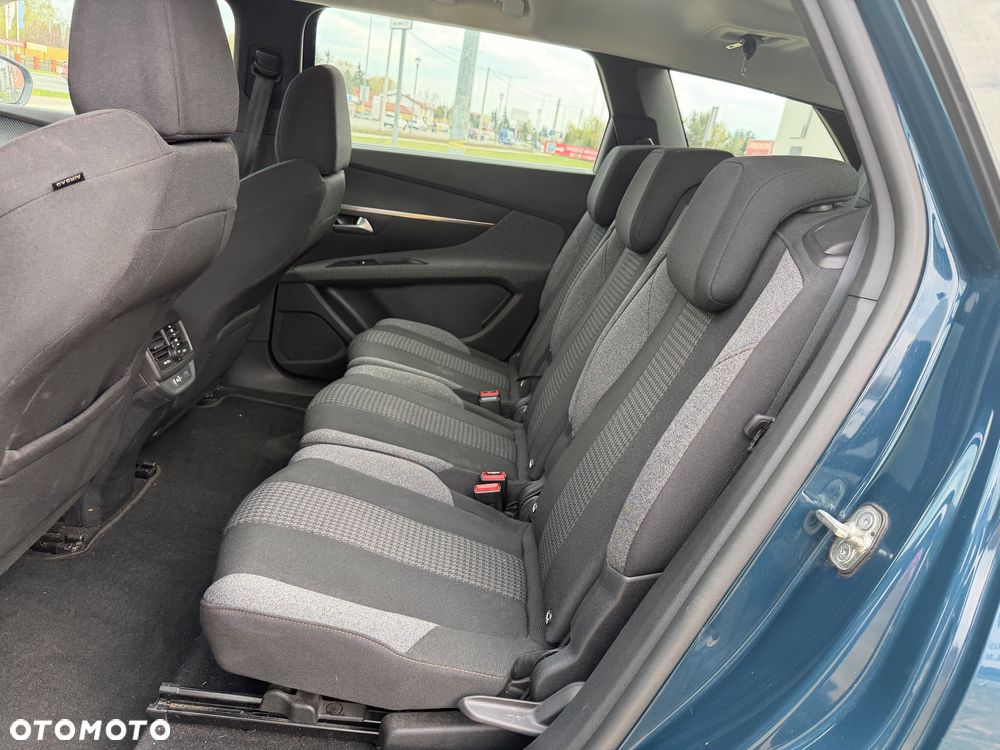 Peugeot 5008 PureTech 130 EAT8 Stop & Start Active Pack - 4