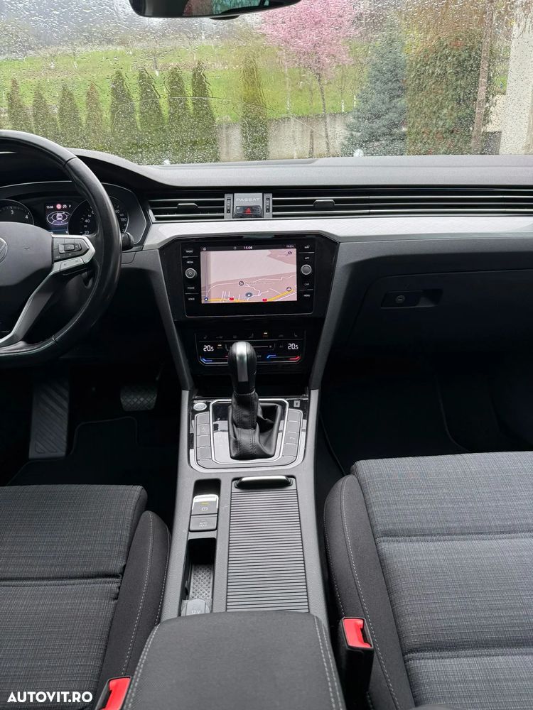 Volkswagen Passat 2.0 TDI SCR DSG Business - 11