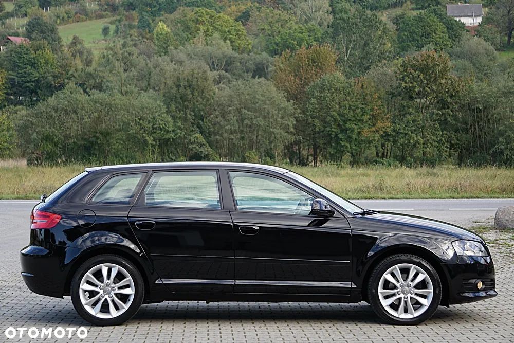 Audi A3 Sportback - 10