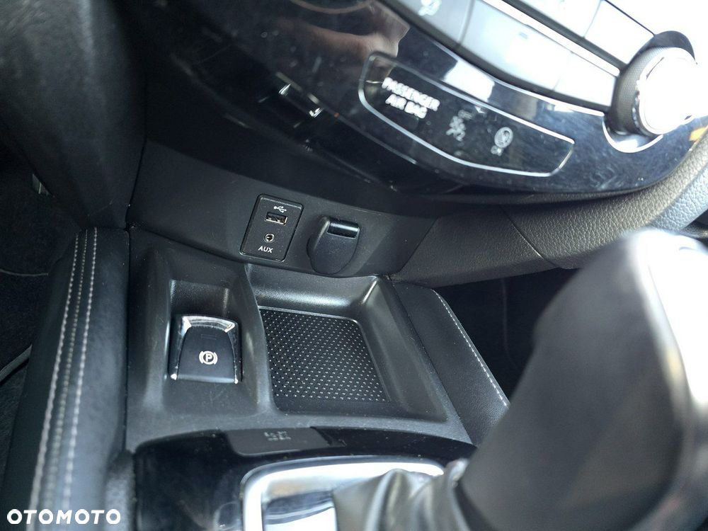 Nissan X-Trail 1.7 dCi Acenta 2WD Xtronic - 20