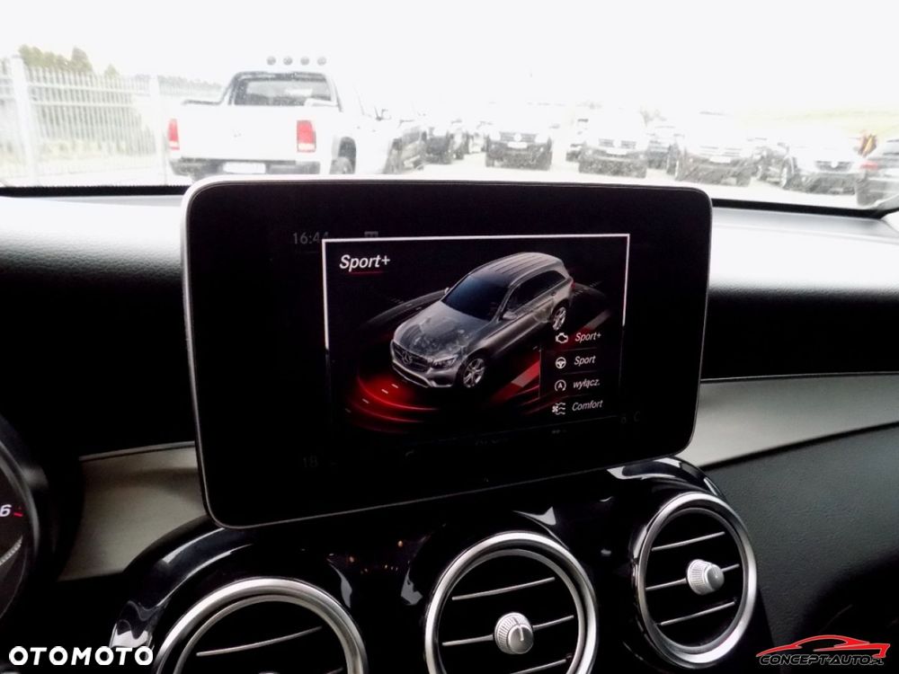 Mercedes-Benz GLC - 31