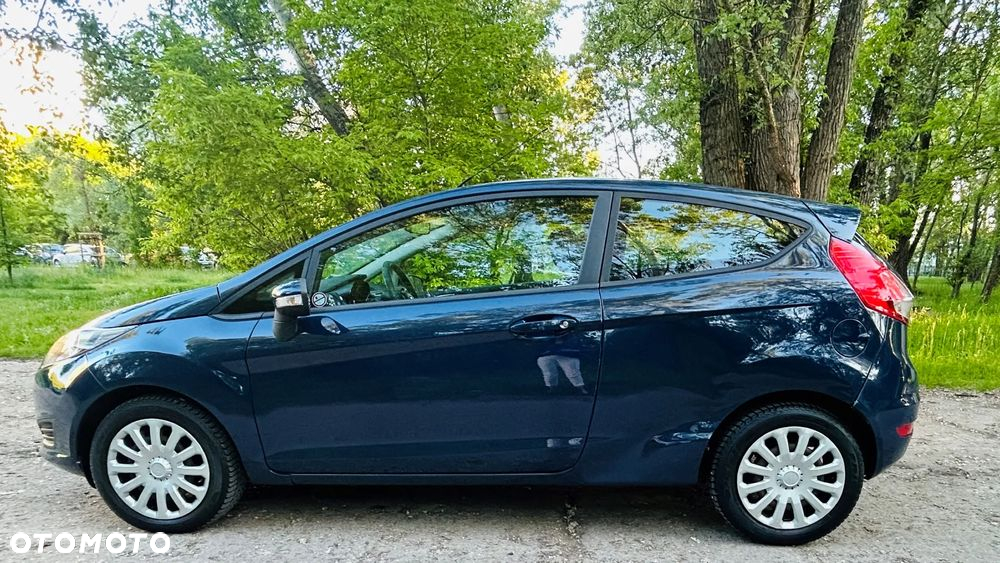 Ford Fiesta 1.5 TDCi Ambiente - 4