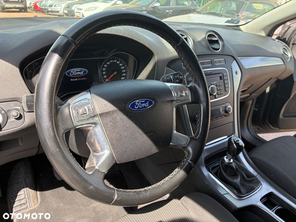 Ford Mondeo - 16