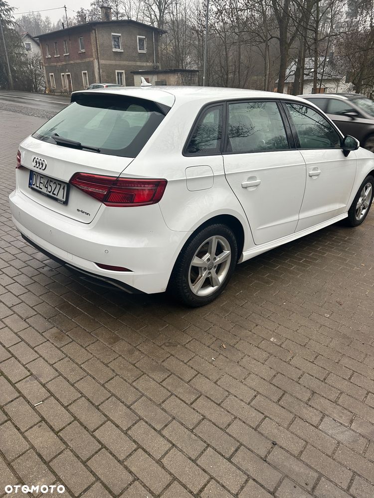 Audi A3 Sportback 1.4 TFSI e-tron - 6