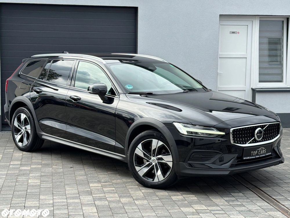 Volvo V60 Cross Country B4 D AWD Geartronic Pro - 25