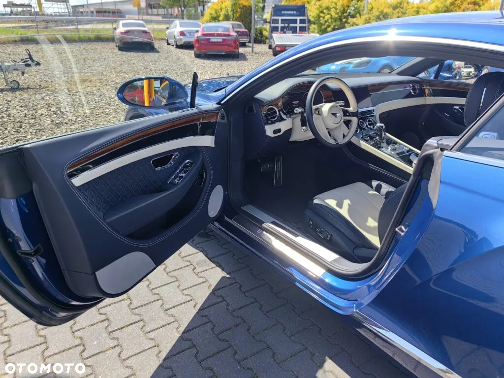 Bentley Continental GT - 18