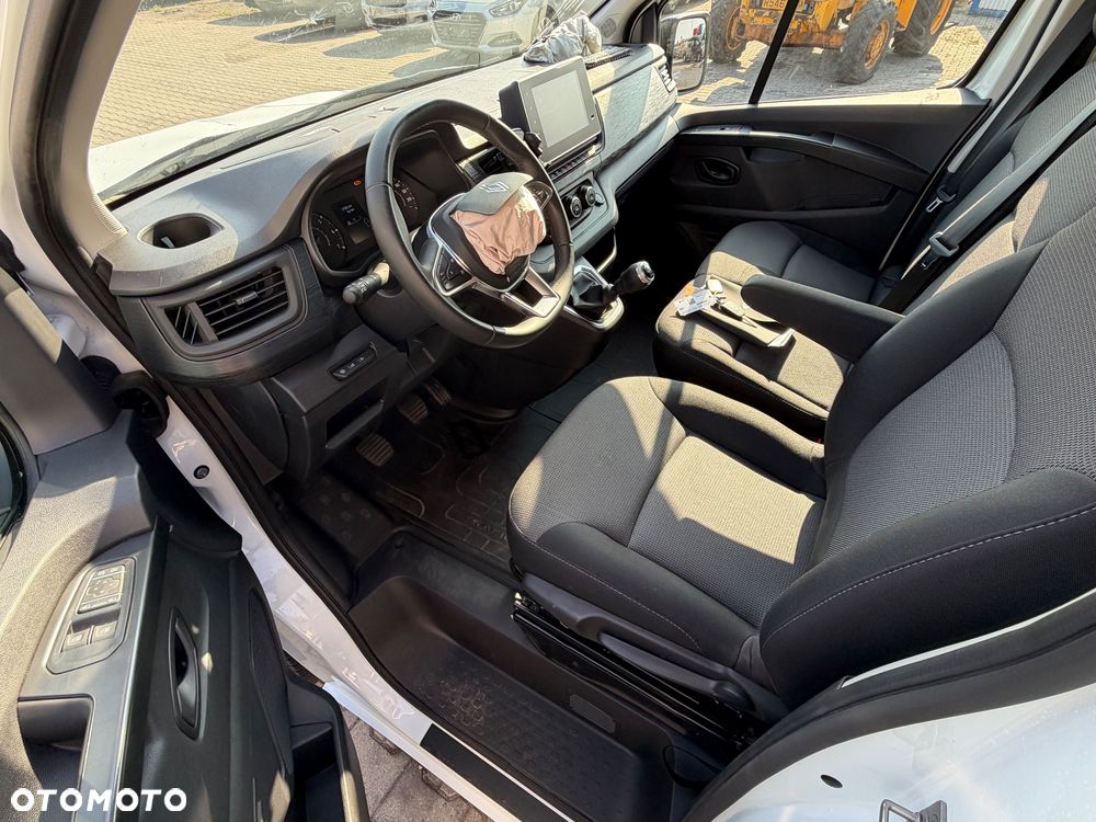 Renault Trafic - 8