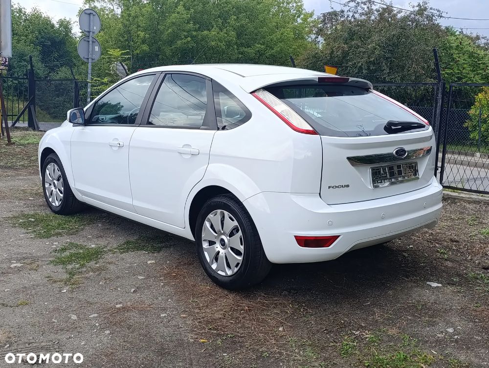Ford Focus 1.6 Trend - 4