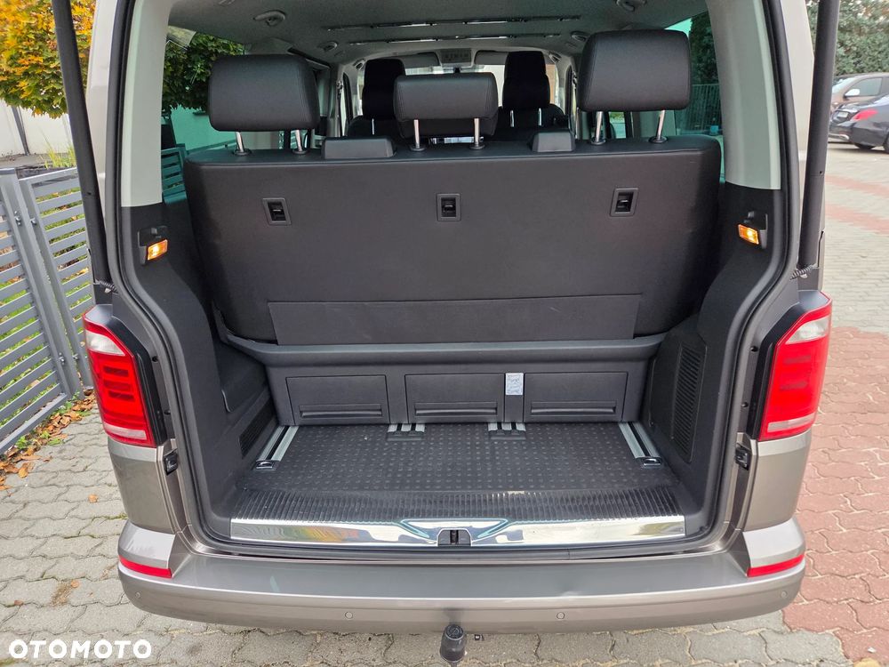 Volkswagen Multivan - 22