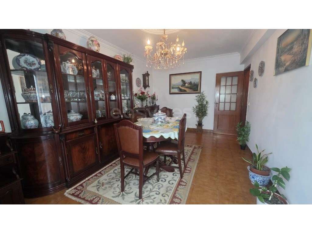 Apartamento T2 Junto as escolas - Central na Amadora - Grande imagem: 4/28