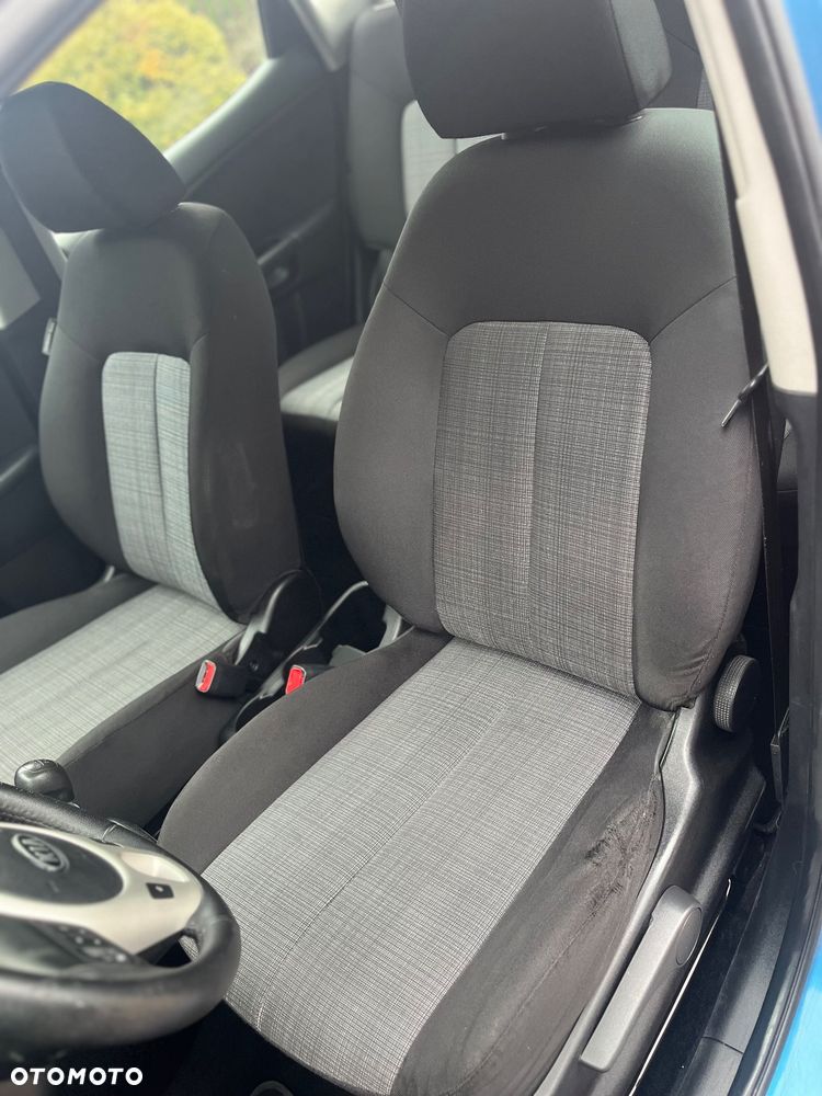 Kia Venga 1.4 CVVT Vision - 13
