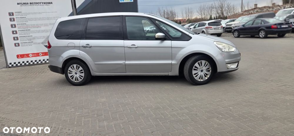 Ford Galaxy 2.0 TDCi Ghia - 18