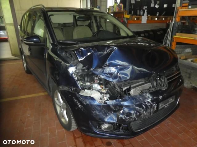 Volkswagen Touran 2.0 TDI Trendline - 8