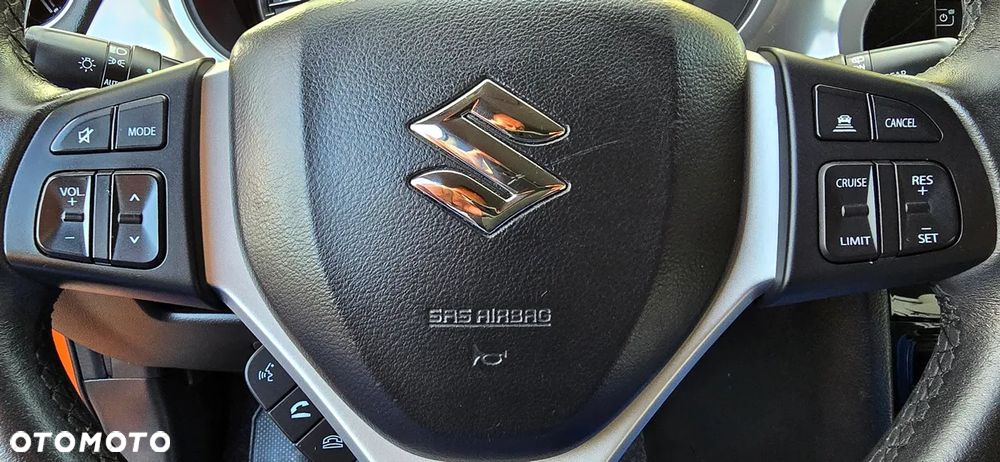 Suzuki Vitara 1.6 Premium 2WD - 18