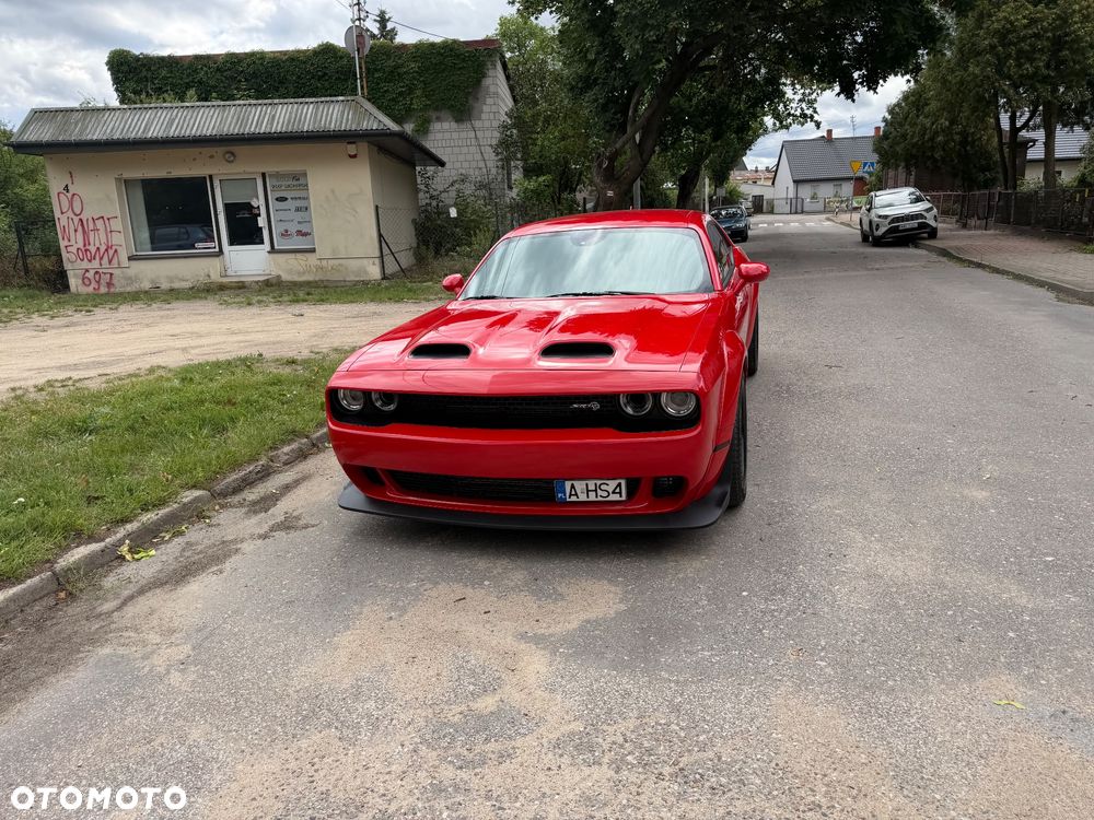 Dodge Challenger - 30
