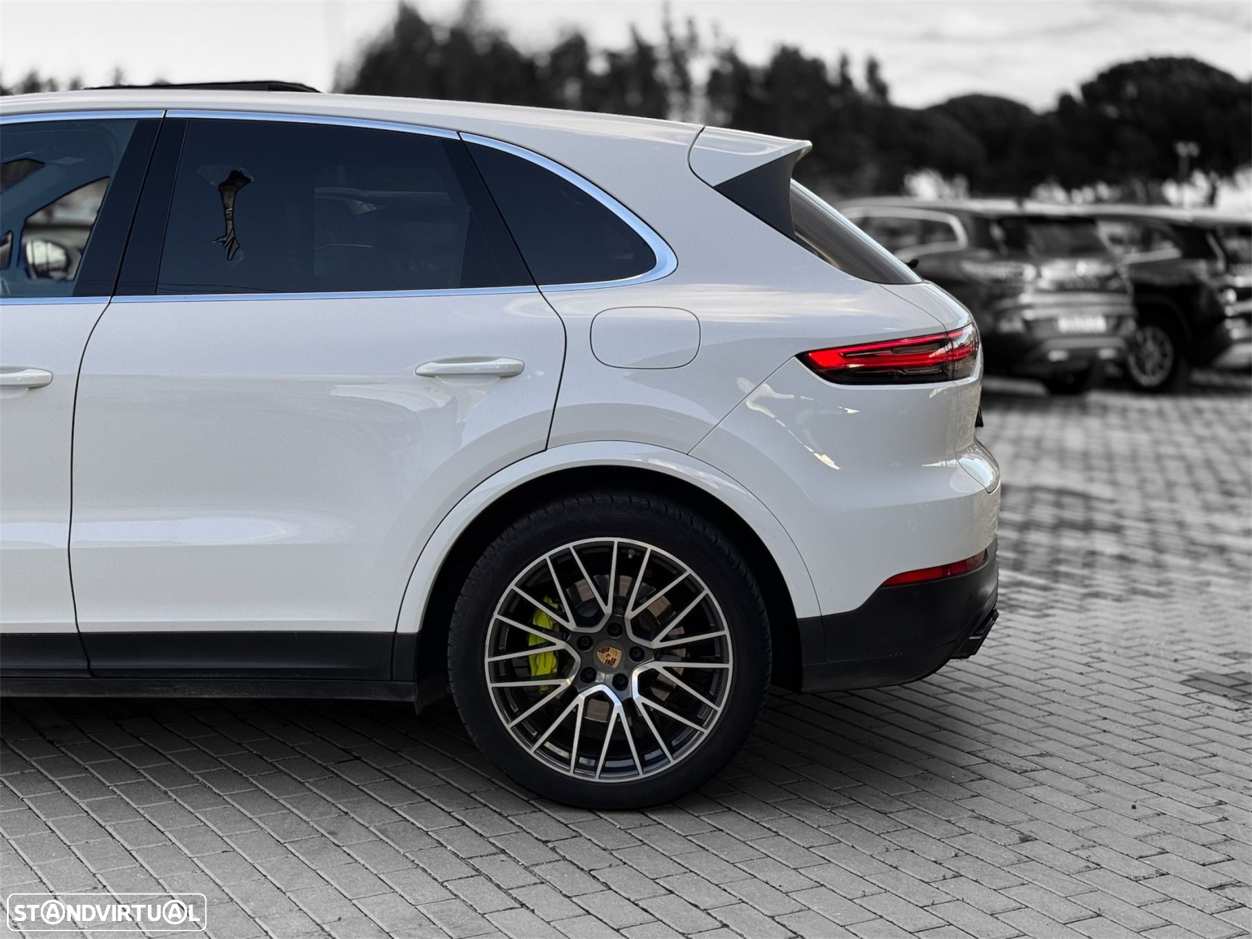 Porsche Cayenne E-Hybrid - 5