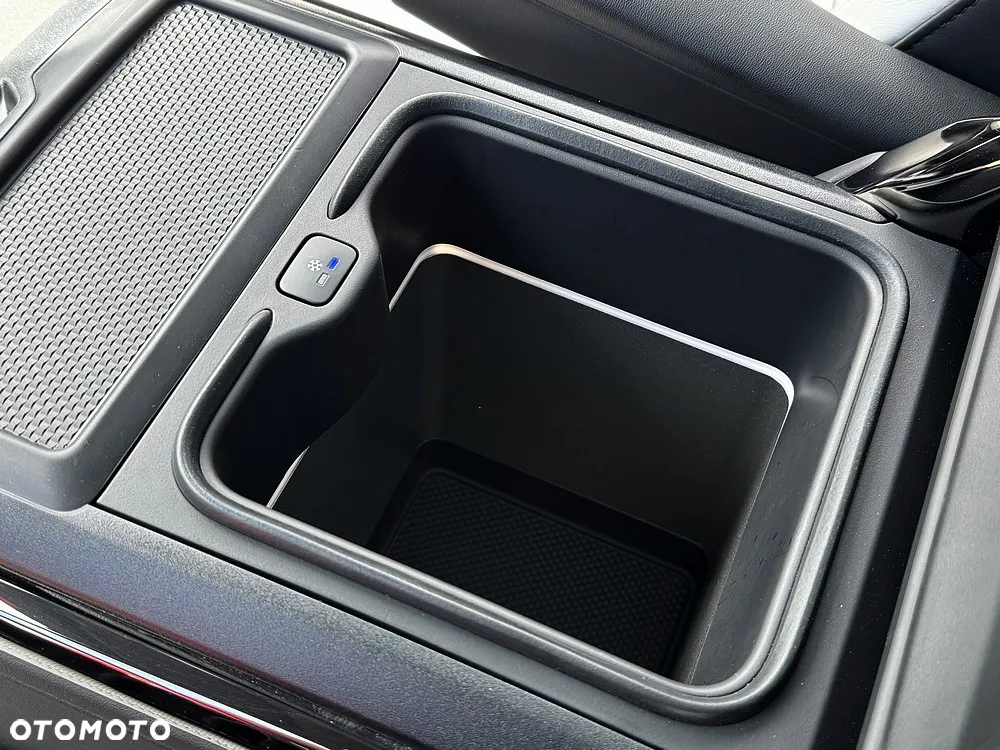 Land Rover Range Rover Sport - 36